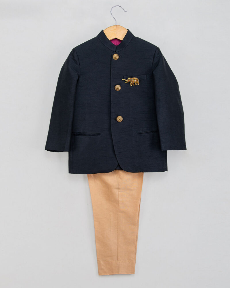 Black Prince Coat With Brooch Set