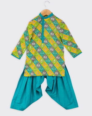 Patola Kurta With Patiala Set
